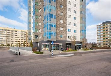 Föreningsgatan 5, Giganten